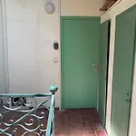 Апартаменты Loft 3 Pieces Dans Vieil Антиб