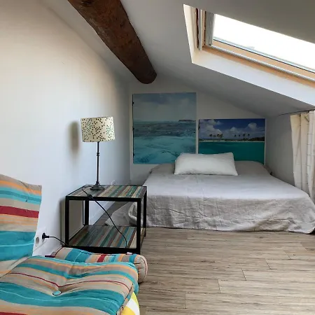 Loft 3 Pieces Dans Vieil * Antibes