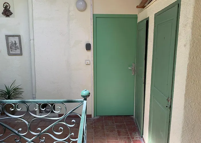 Apartment Loft 3 Pieces Dans Vieil Antibes